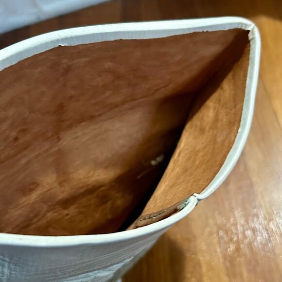 Vintage Beige Moroccan Handmade Berber Purse. Vintage Leather Embroidered Bag - Picture 5 of 16